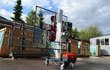 Перемещение стекла